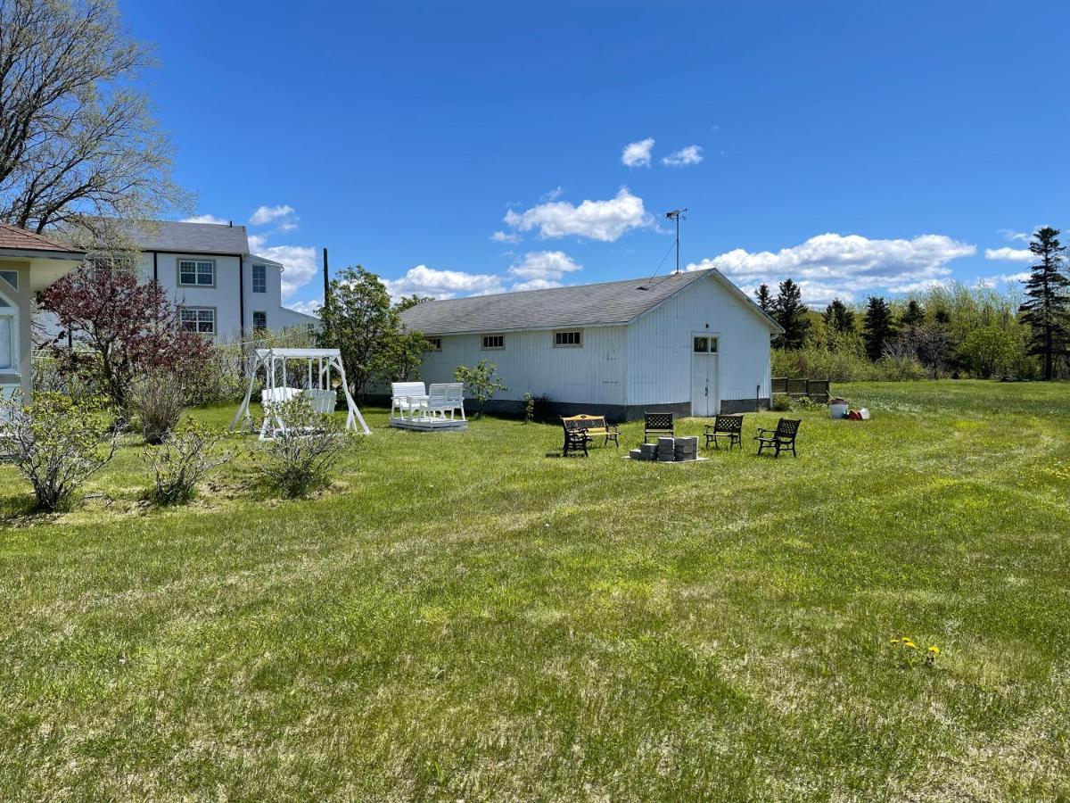 Le Couvent Apartment Sainte Anne des Monts Exterior photo